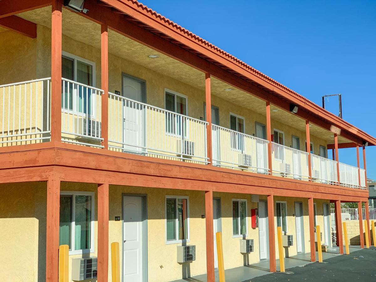 Mojave Inn Victorville Exterior photo