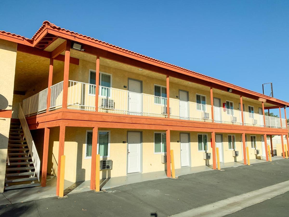 Mojave Inn Victorville Exterior photo