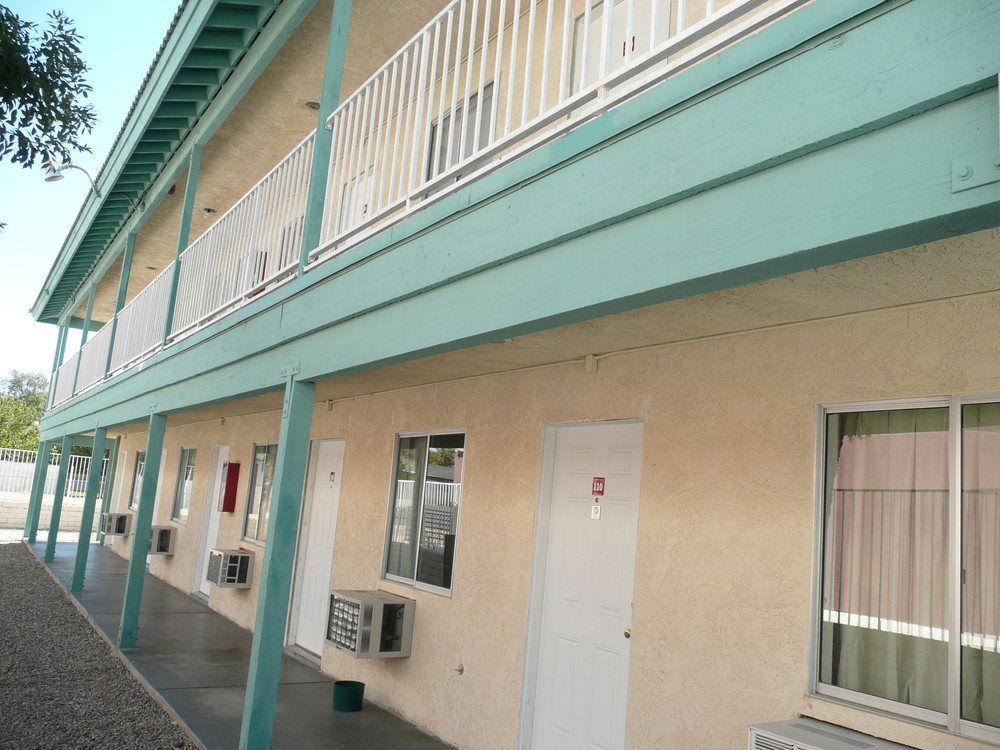 Mojave Inn Victorville Exterior photo