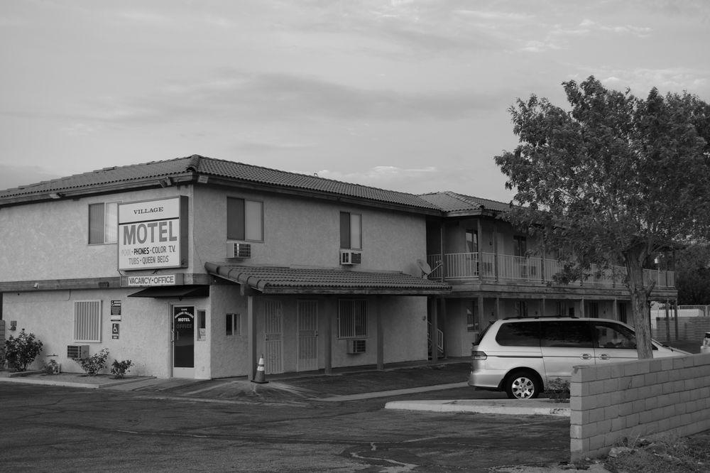 Mojave Inn Victorville Exterior photo